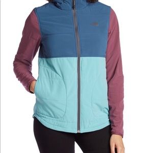 Women’s The North Face Mountain Jacket